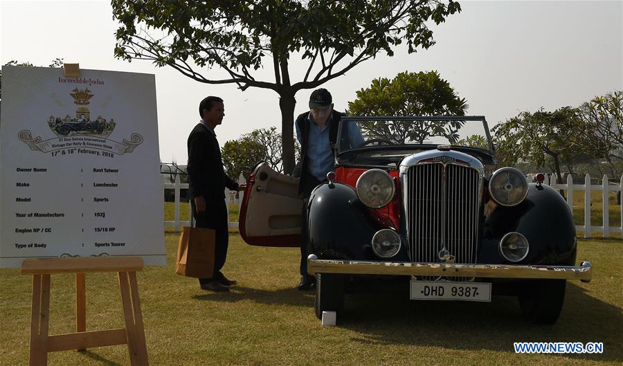 INDIA-NEW DELHI-VINTAGE CAR-SHOW