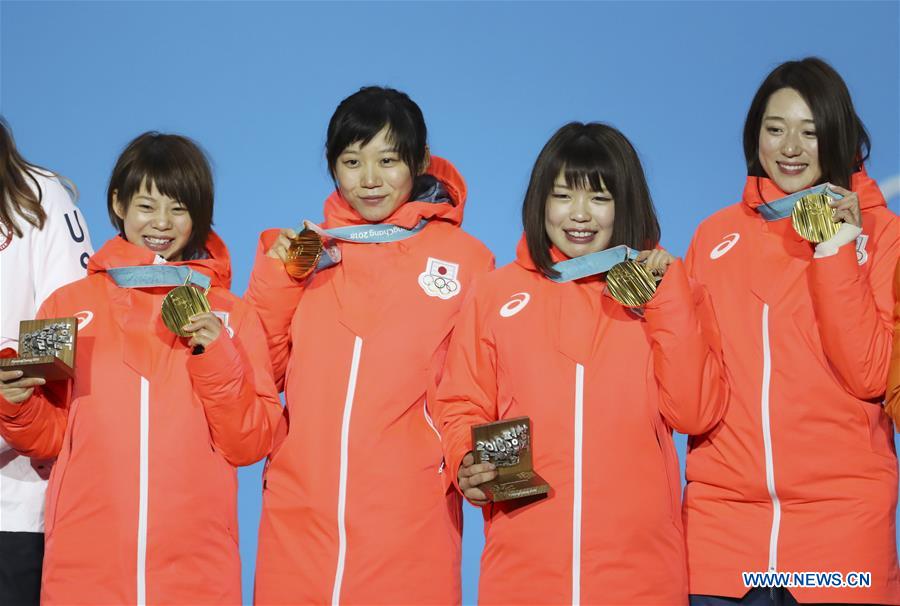 (SP)OLY-SOUTH KOREA-PYEONGCHANG-SPEED SKATING-LADIES' TEAM PURSUIT-MEDAL CEREMONY