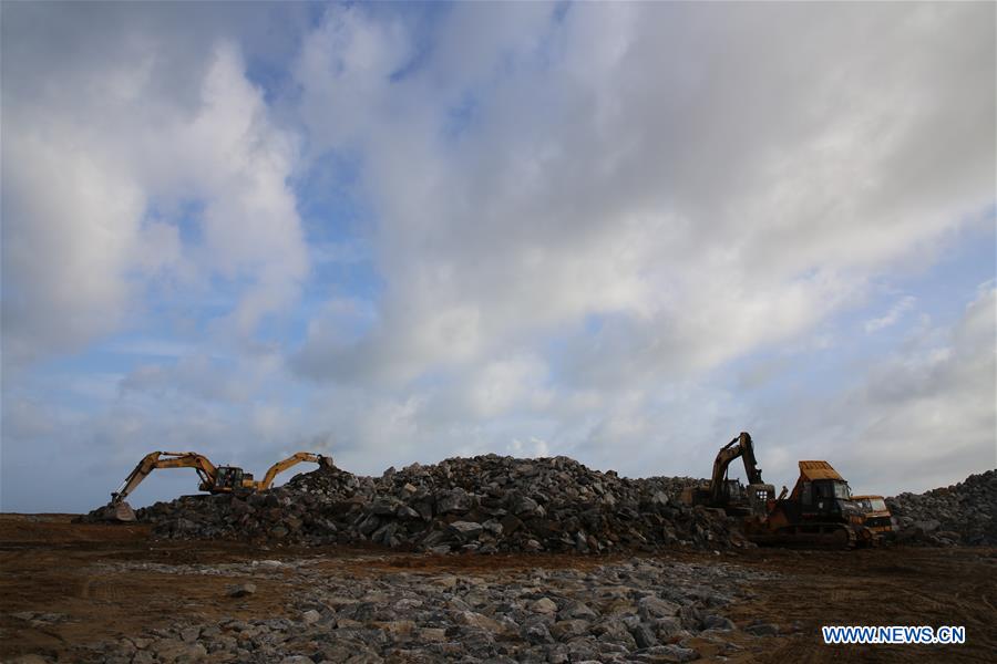 SRI LANKA-COLOMBO-PORT-CONSTRUCTION