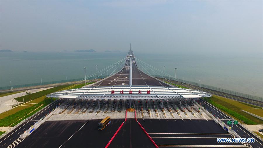 CHINA-HONG KONG-ZHUHAI-MACAO BRIDGE-PUBLIC TRAFFIC-OPEN (CN)