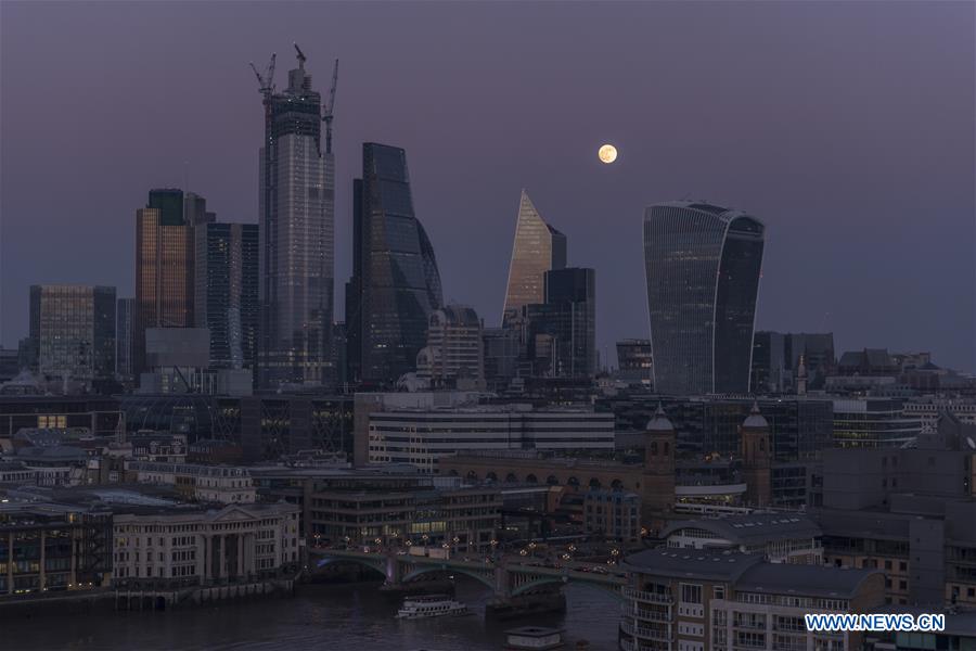 BRITAIN-LONDON-SUPERMOON 