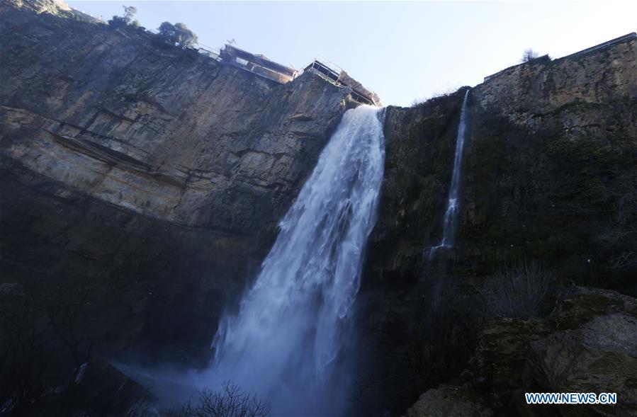 LEBANON-JEZZINE-WATERFALL