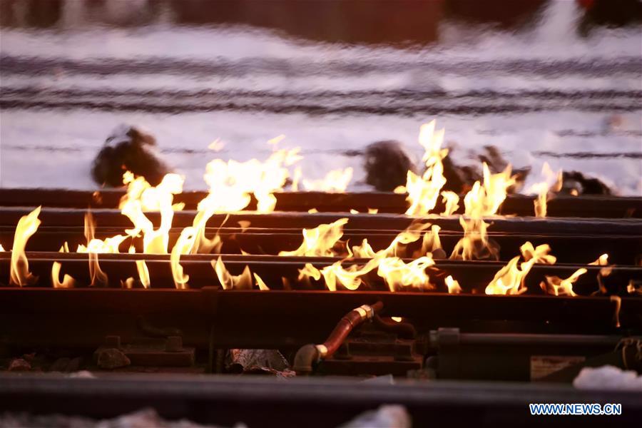 U.S.-CHICAGO-EXTREME COLD-TRAIN TRACK-FIRE