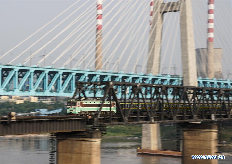 CHINA-CHONGQING-BAISHATUO YANGTZE RIVER RAILWAY BRIDGE (CN)