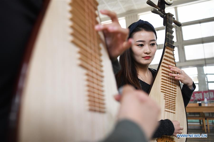 CHINA-MUSICAL INSTRUMENTS-GANSU-PIPA (CN)