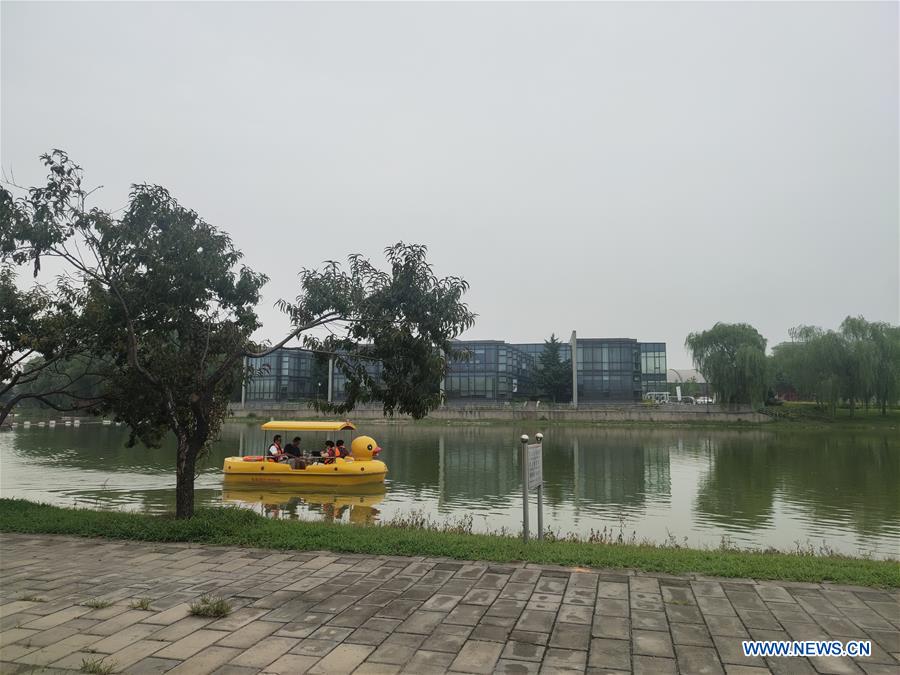 (BeijingCandid)CHINA-BEIJING-SUMMER (CN)