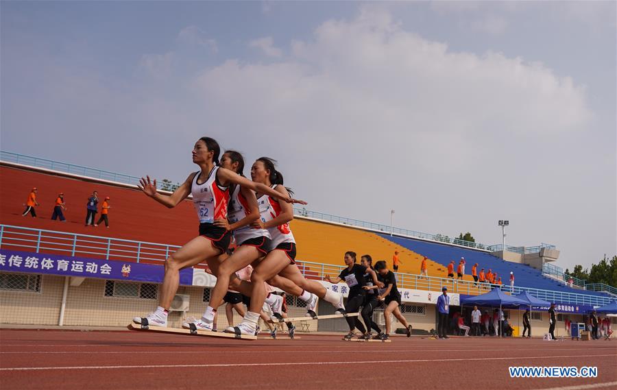 (SP)CHINA-ZHENGZHOU-NATIONAL TRADITIONAL GAMES OF ETHNIC MINORITIES-BANXIE RACING (CN)