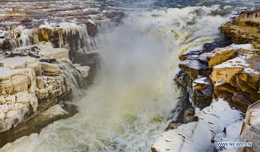 CHINA-SHAANXI-HUKOU WATERFALL-WINTER SCENERY (CN)