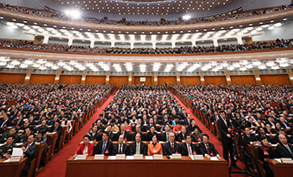 十二届全国人大五次会议在京开幕