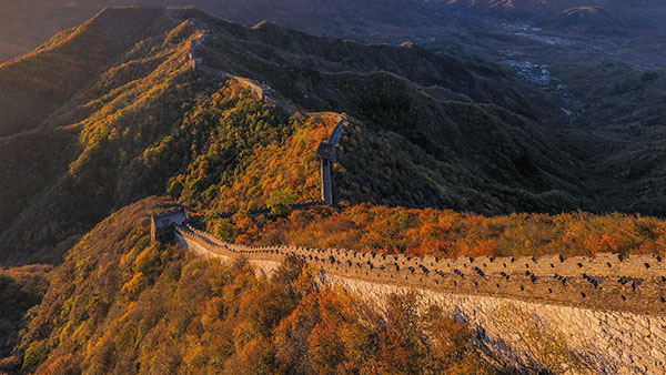 追梦足迹｜慕田峪：漫漫雄关，飒飒枫丹